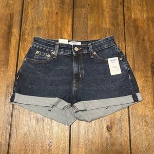 Women’s Denizen From Levi’s High Rise Shorts